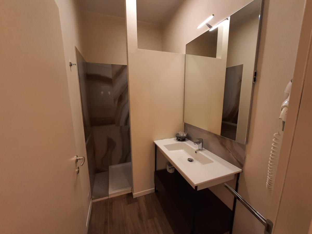 Stop&Go Suites And Apartments 马拉内罗 外观 照片