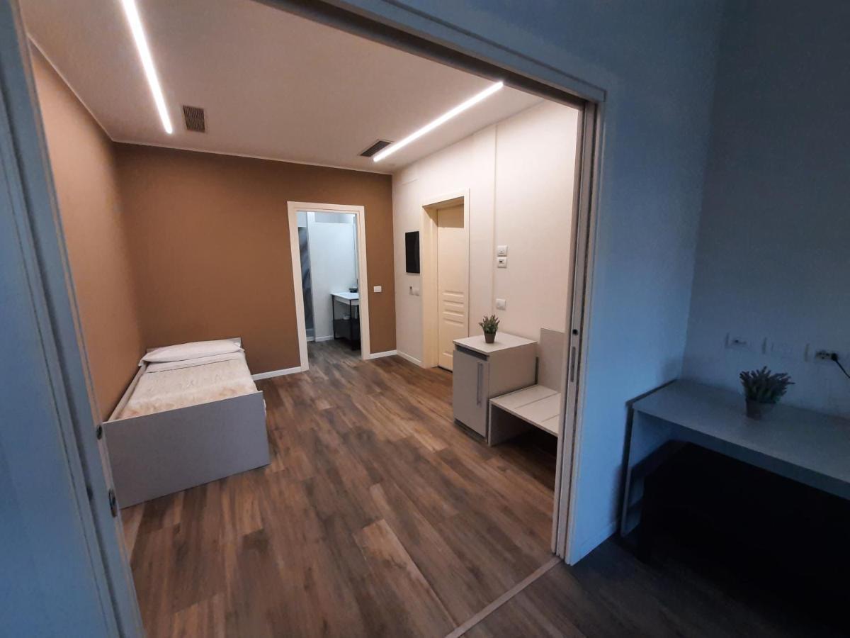 Stop&Go Suites And Apartments 马拉内罗 外观 照片