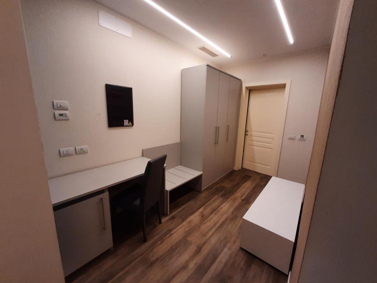 Stop&Go Suites And Apartments 马拉内罗 外观 照片